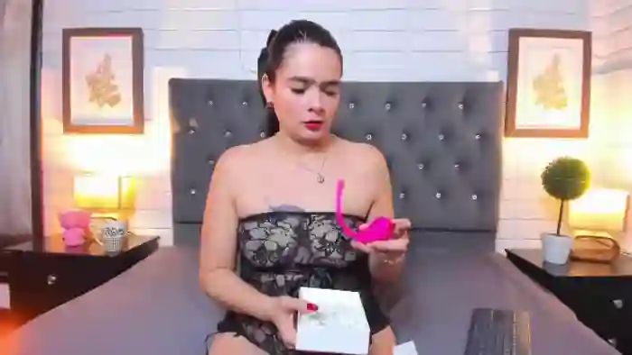 samantha-fiire