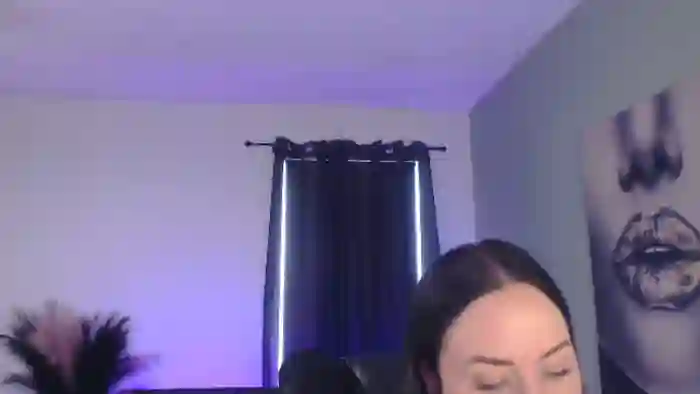 tia-bella
