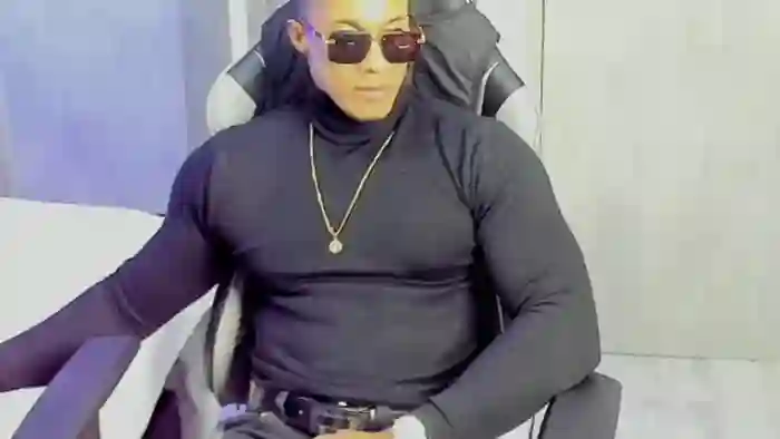 mat-strong