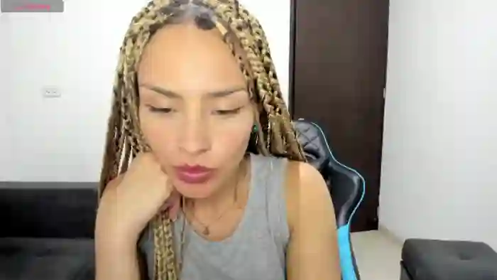 mariana-smiith