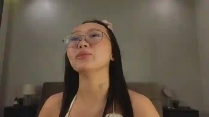 naomi-asian
