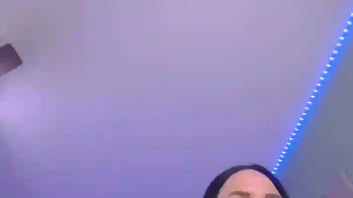 tia-bella