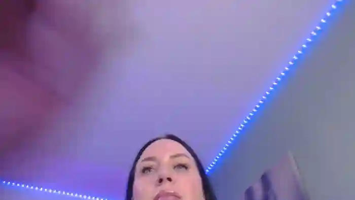 tia-bella