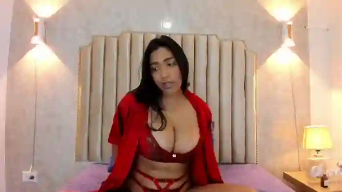 naisha-rousell