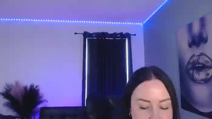 tia-bella