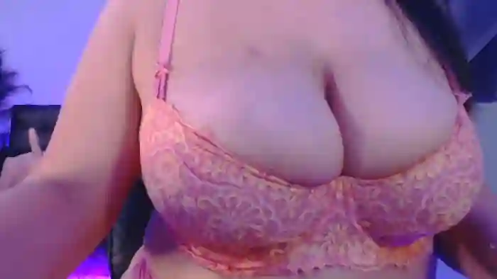 tia-bella