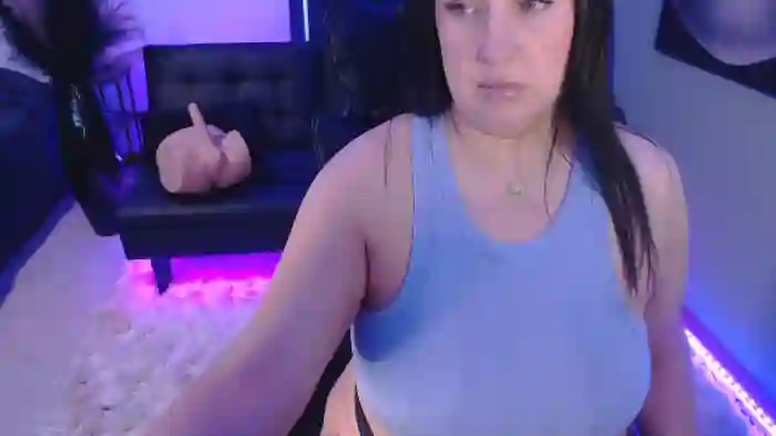 tia-bella