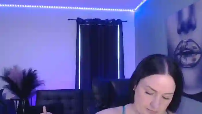 tia-bella