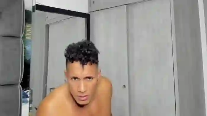 mat-strong