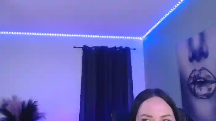 tia-bella