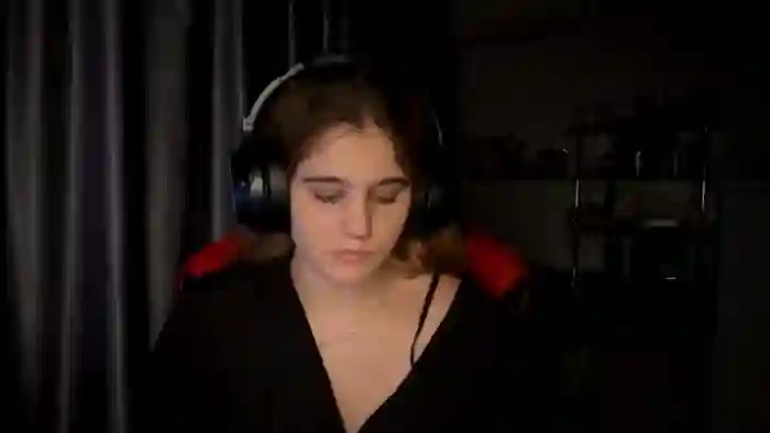yanira-dusett