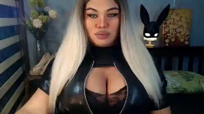 neomie-thompson