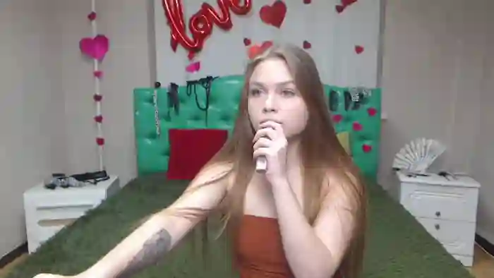 lara-cher