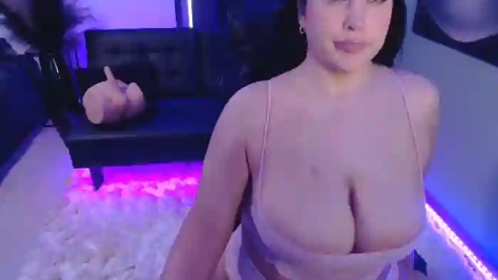 tia-bella