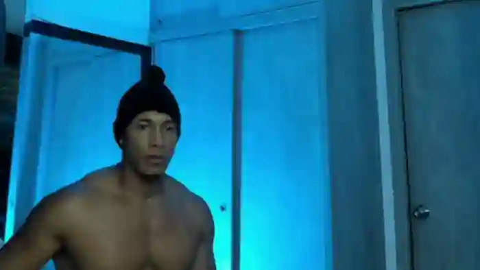 mat-strong