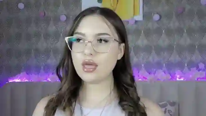 lindsey-lu