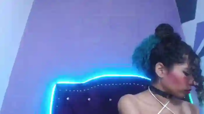 petite-ariana