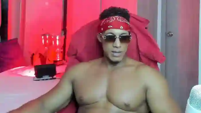 mat-strong