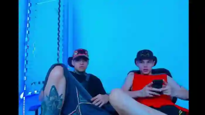 maxx-williamm-and-john-sally