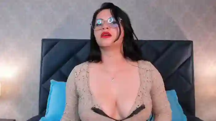 nicole-jonss