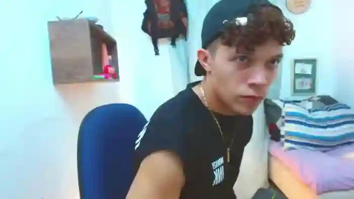 lucas-luxx
