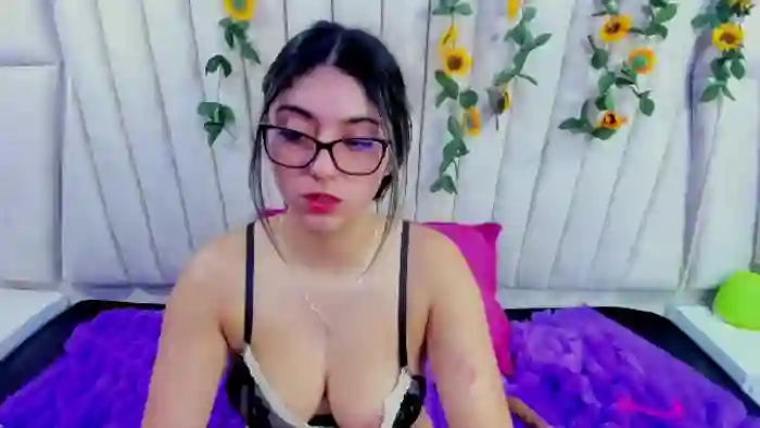 lucy-stonn