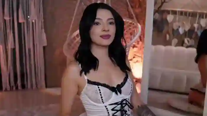 mia-withe