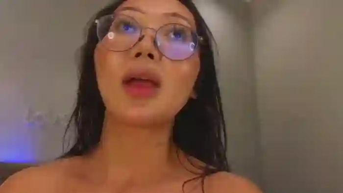 naomi-asian