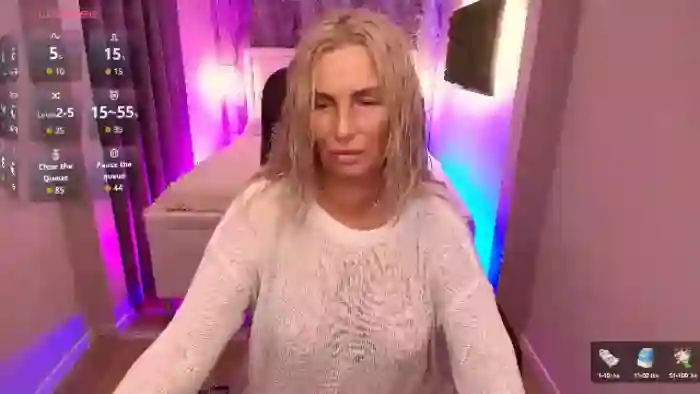 scarlett-mai