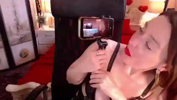 sofia-bimboss