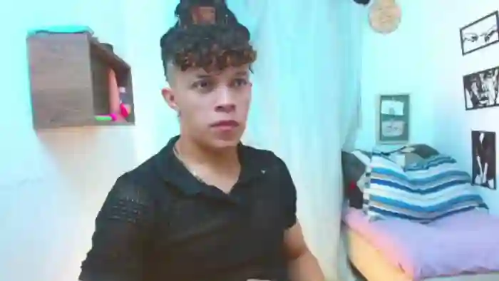 lucas-luxx