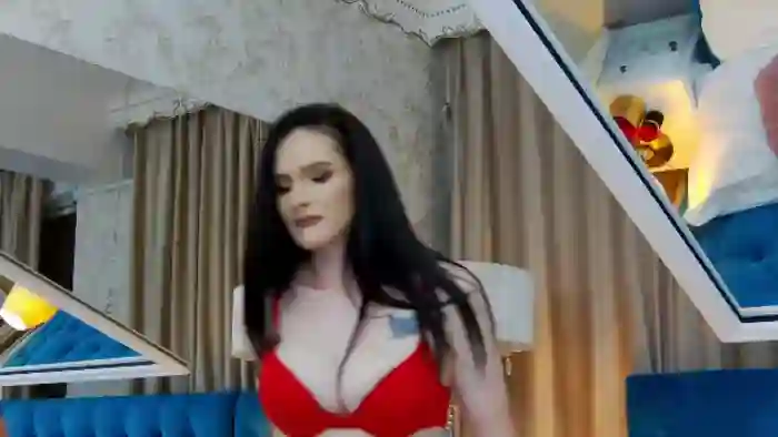elisa-james