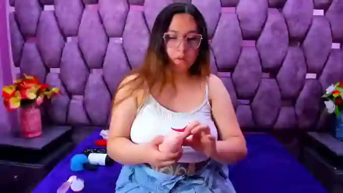 mia-harvey