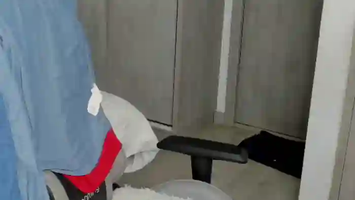 mat-strong