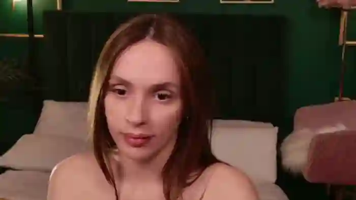 isabel-adams