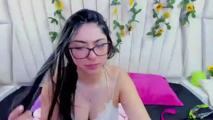 lucy-stonn