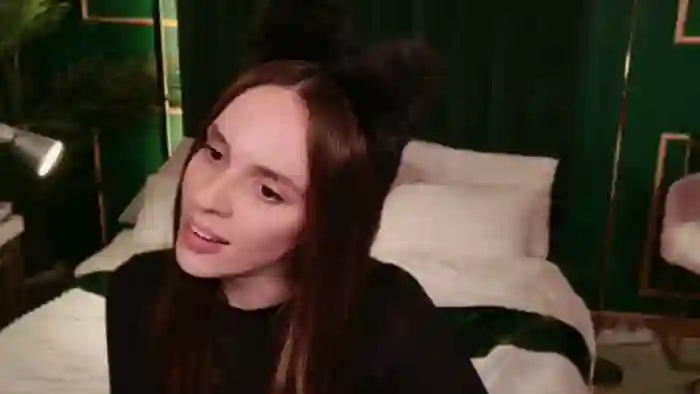 isabel-adams