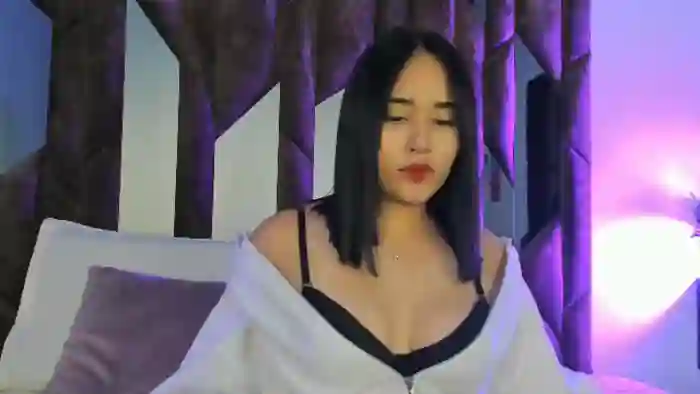 mia-willow