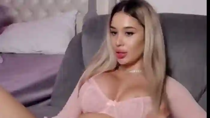 selena-lexxy