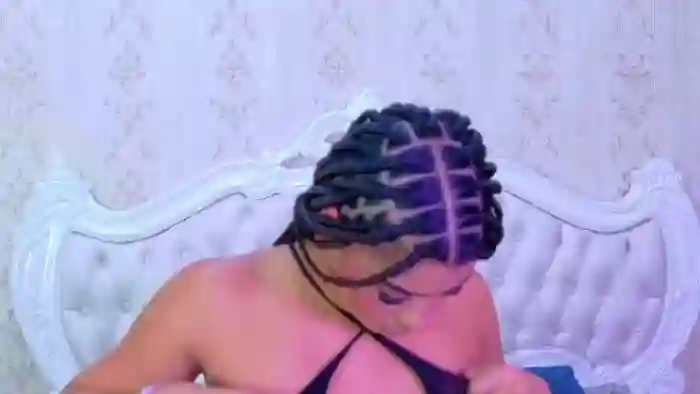 tiara-rosse
