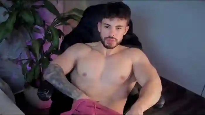 valenthino-king