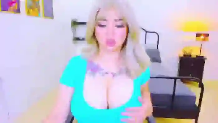 julia-sammie