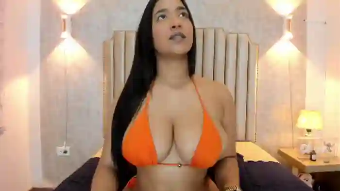 naisha-rousell