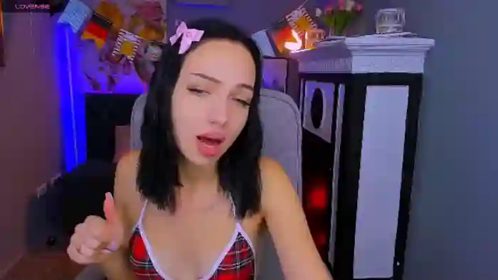 nicki-j