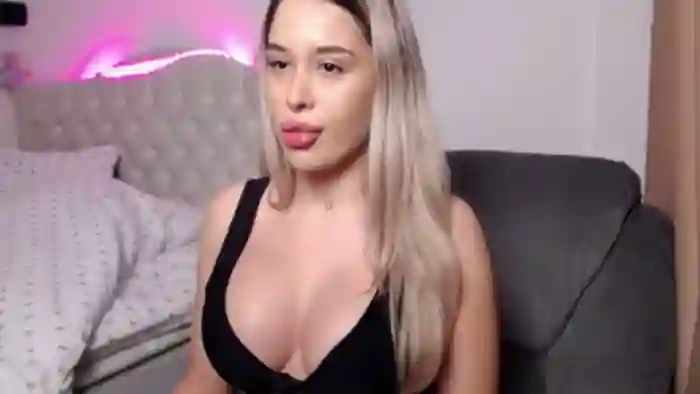 selena-lexxy