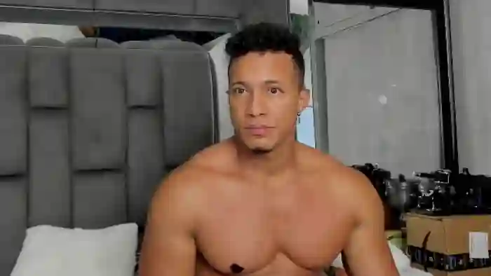 mat-strong