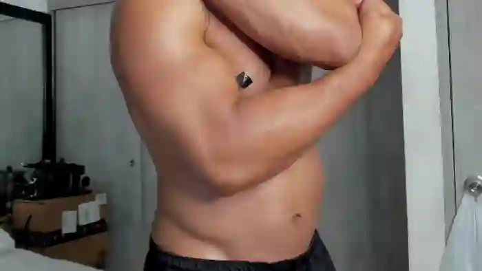mat-strong