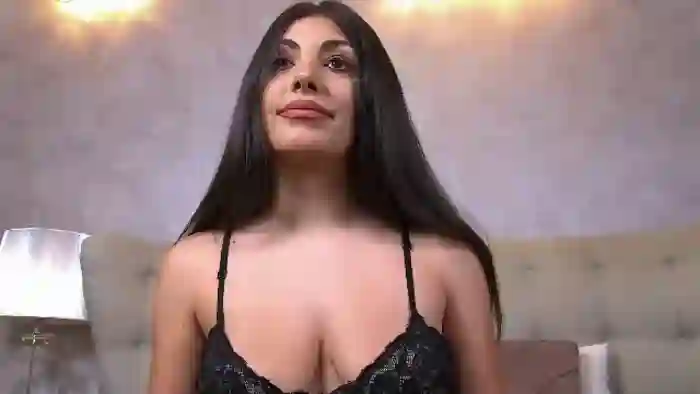 tara-alison