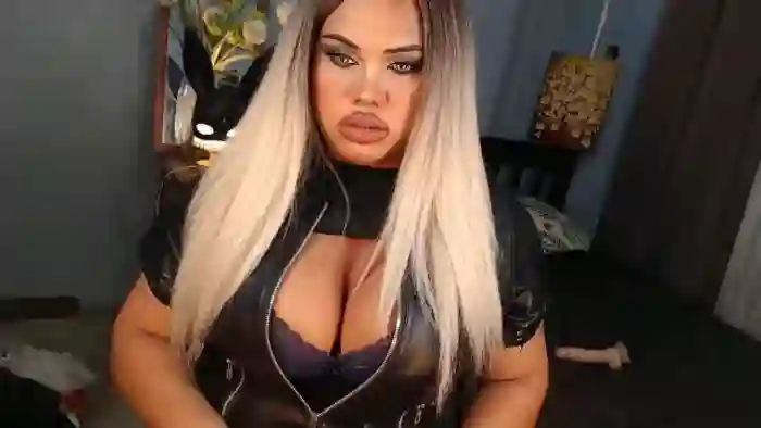 neomie-thompson
