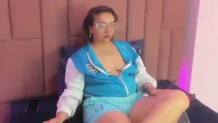 leyla-smith